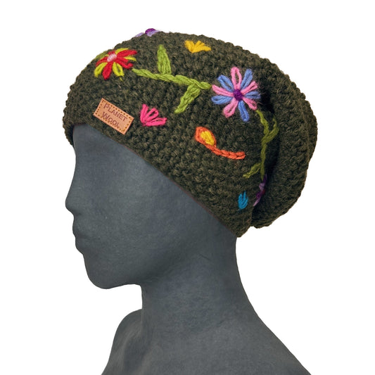 Planet wool - Long flower hat | wollen muts met vrolijke bloemen