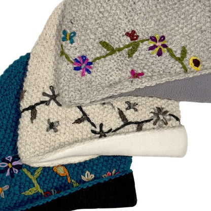 Planet wool - Long flower hat | wollen muts met bloemen